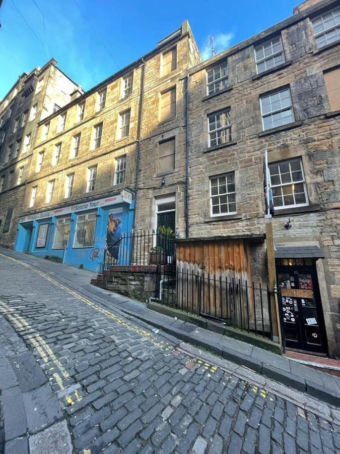 Royal Mile Old Fishmarket Close Edimburgo Exterior foto